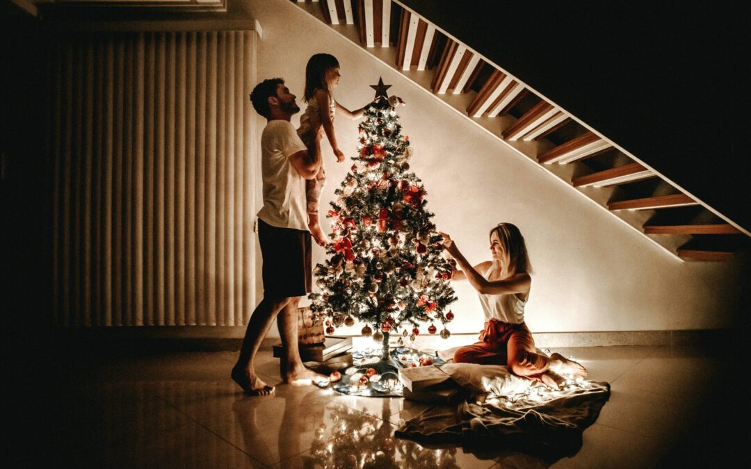 10 Family Activities to Celebrate Christmas Together